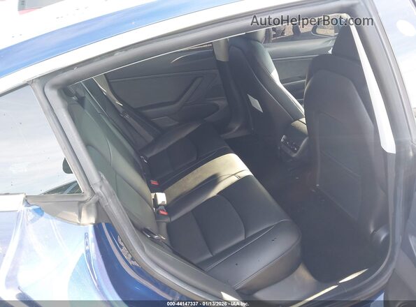 5YJ3E1EB7KF453941 2019 TESLA MODEL 3 Blue VIN sticker view