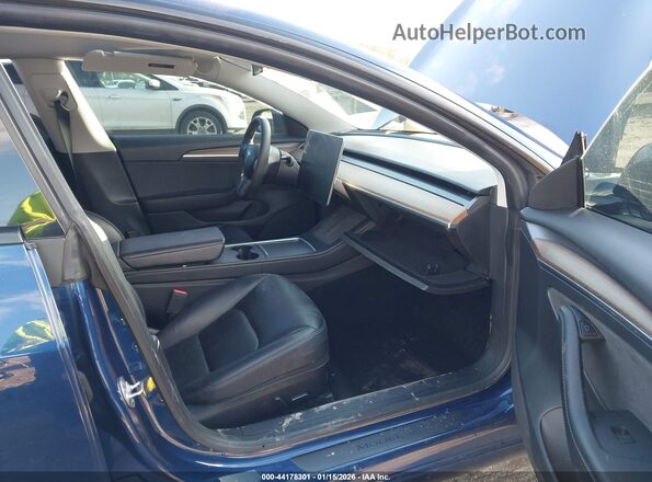 5YJ3E1EB7NF111507 2022 TESLA MODEL 3 Blue Вид салону спереду