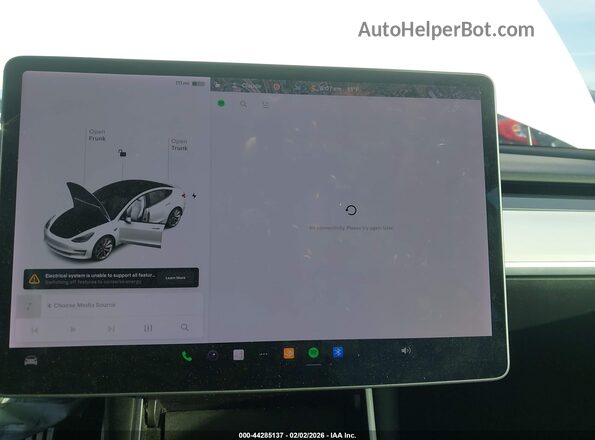 5YJ3E1EB8KF487466 2019 TESLA MODEL 3 White 