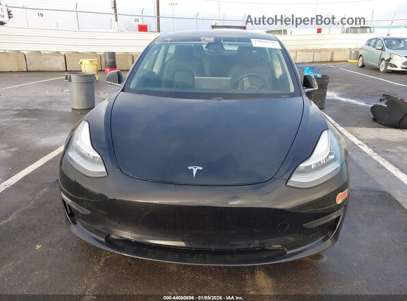 5YJ3E1EB8LF649467 2020 TESLA MODEL 3 Черный Вид щитка приборов