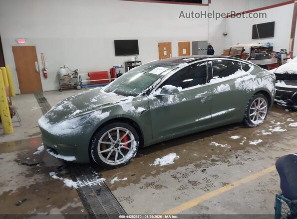 5YJ3E1EB9KF214049 2019 TESLA MODEL 3 Green Przód lewy