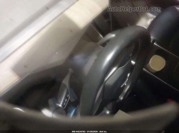 5YJ3E1EBXJF054374 2018 TESLA MODEL 3 Серый Панорамный вид салона 360°
