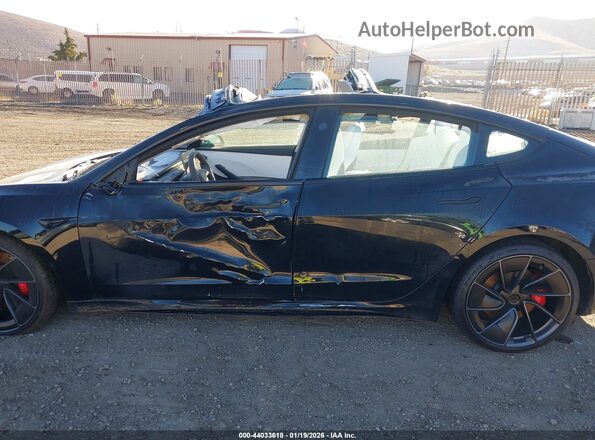 5YJ3E1ET9RF825797 2024 TESLA MODEL 3 Черный Вид задней части салона