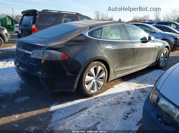 5YJSA1E24MF426822 2021 TESLA MODEL S Black Trasero derecho