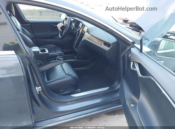 5YJSA1E28JF295017 2018 TESLA MODEL S Gray Widok wnętrza z przodu
