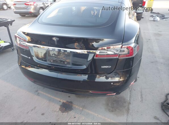 5YJSA1E2XJF247860 2018 TESLA MODEL S Черный 
