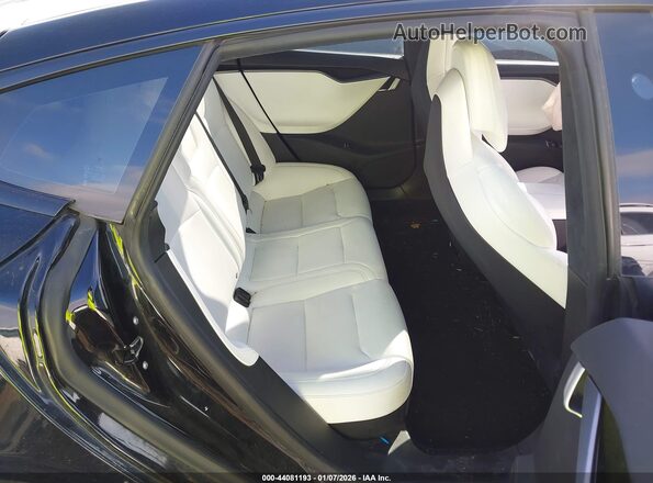 5YJSA1E43KF340710 2019 TESLA MODEL S Black VIN კოდის სტიკერის ხედი
