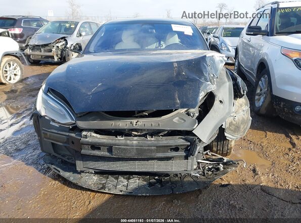 5YJSA1E43KF340710 2019 TESLA MODEL S Black უკანა სალონის ხედი