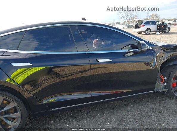 5YJSA1E45LF412055 2020 TESLA MODEL S Черный Вид задней части салона