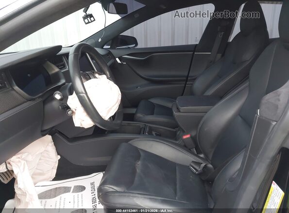 5YJSA1E45LF412055 2020 TESLA MODEL S Черный Вид салона спереди