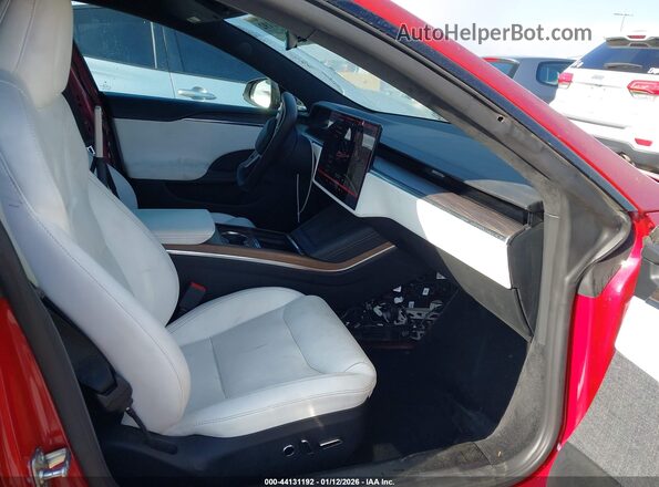 5YJSA1E54MF428807 2021 TESLA MODEL S Red Vista interior delantera