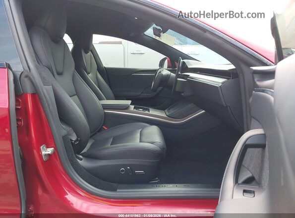 5YJSA1E56RF532528 2024 TESLA MODEL S Red Front interior view