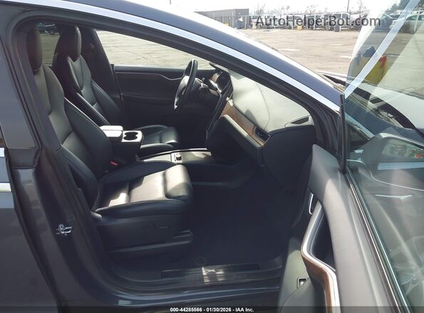 5YJXCBE25MF321650 2021 TESLA MODEL X Серый Вид салона спереди