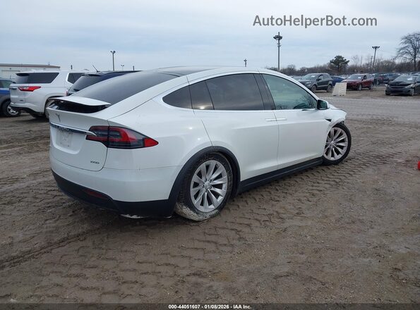 5YJXCDE27HF072494 2017 TESLA MODEL X White Rear right