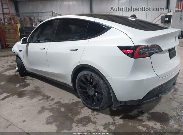 5YJYGAEEXMF186940 2021 TESLA MODEL Y Белый 