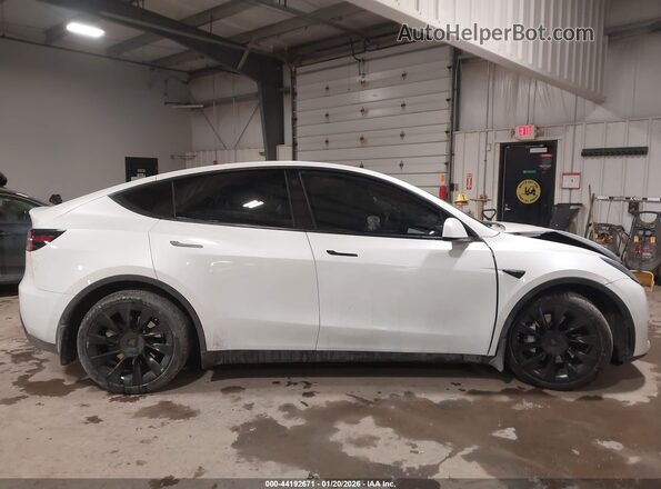 5YJYGAEEXMF186940 2021 TESLA MODEL Y Белый 
