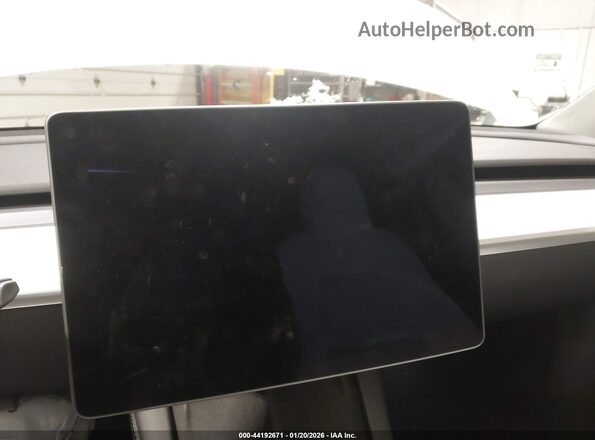 5YJYGAEEXMF186940 2021 TESLA MODEL Y Белый 