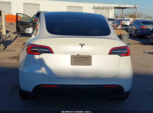 5YJYGDED3MF124692 2021 TESLA MODEL Y White 