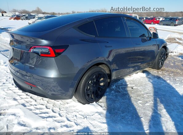 5YJYGDEE1MF070396 2021 TESLA MODEL Y Gray 