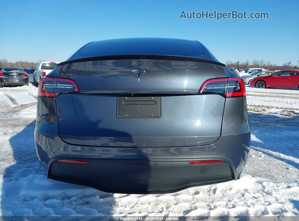 5YJYGDEE1MF070396 2021 TESLA MODEL Y Gray 
