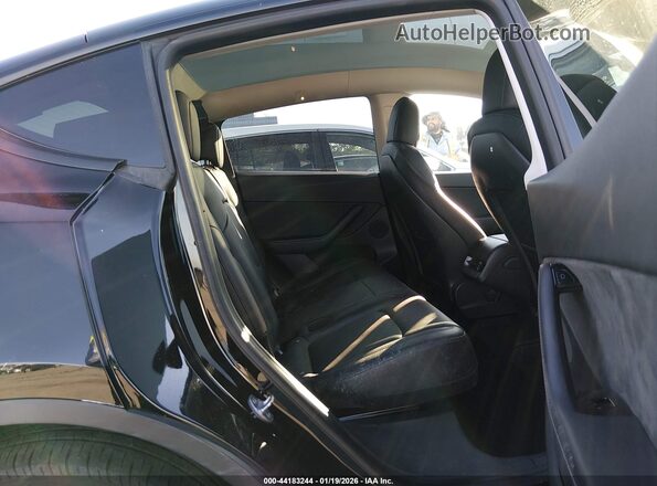 5YJYGDEE2MF108380 2021 TESLA MODEL Y Black Widok naklejki z numerem VIN