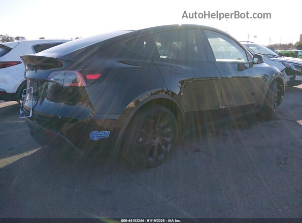 5YJYGDEE2MF108380 2021 TESLA MODEL Y Black Tył prawy