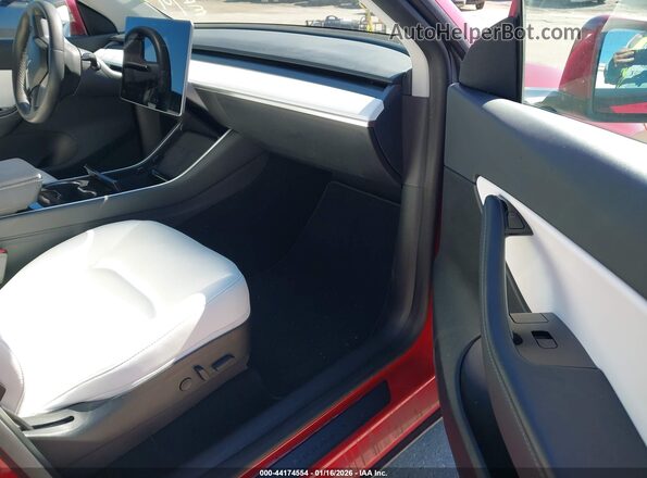 5YJYGDEE3LF023613 2020 TESLA MODEL Y Red Vista interior delantera