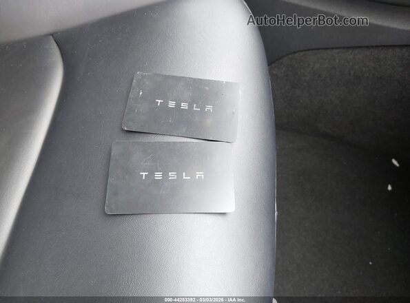 5YJYGDEE5MF242039 2021 TESLA MODEL Y White Dashboard view