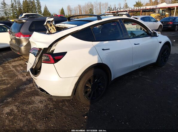 5YJYGDEE7MF207129 2021 TESLA MODEL Y White 
