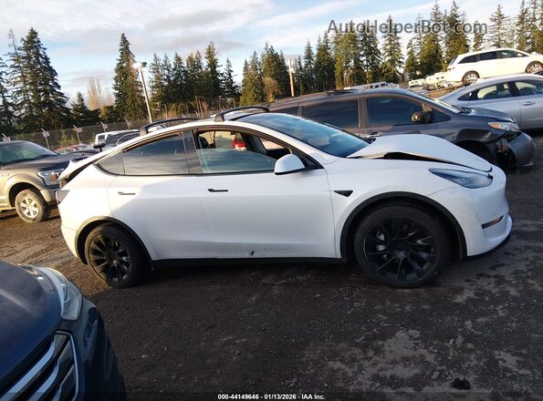 5YJYGDEE7MF207129 2021 TESLA MODEL Y White 