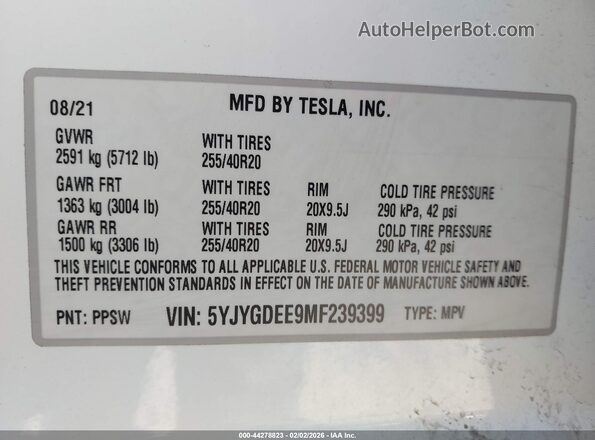 5YJYGDEE9MF239399 2021 TESLA MODEL Y White 