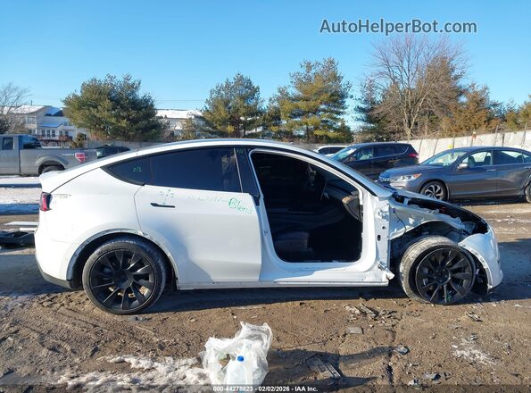 5YJYGDEE9MF239399 2021 TESLA MODEL Y White 