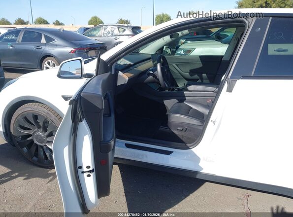 5YJYGDEF7LF001963 2020 TESLA MODEL Y White Вид салону спереду