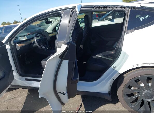 5YJYGDEF7LF001963 2020 TESLA MODEL Y White Вид наклейки з VIN-кодом