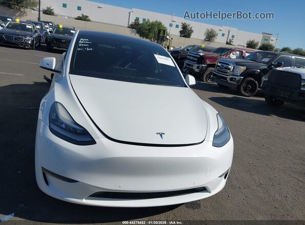 5YJYGDEF7LF001963 2020 TESLA MODEL Y White Вид задньої частини салону