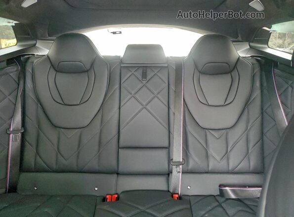 5YM23CS01R9W91344 2024 BMW XM Black Вид задніх сидінь
