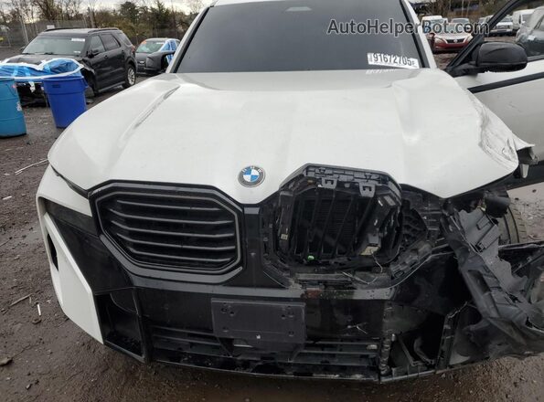 5YM23CS04P9S11987 2023 BMW XM White Вид підкапотного простору