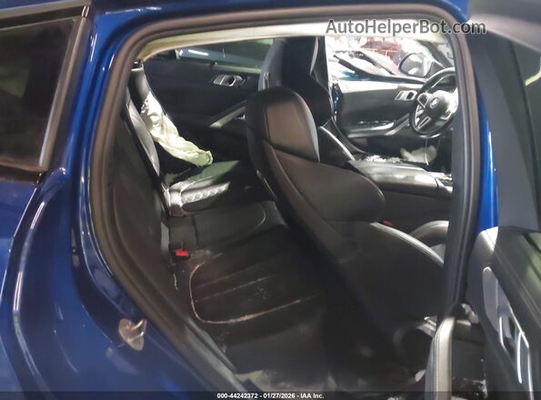 5YM23ET08R9U93774 2024 BMW X6 M Blue VIN sticker view
