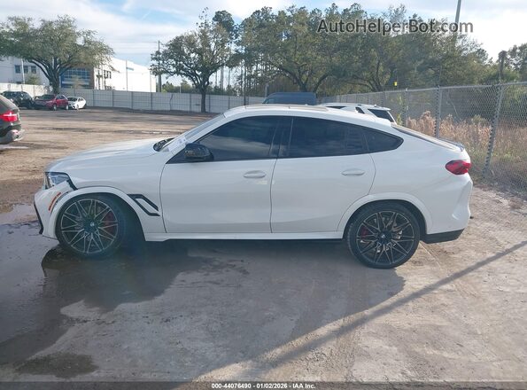 5YMCY0C05N9J59690 2022 BMW X6 M White 