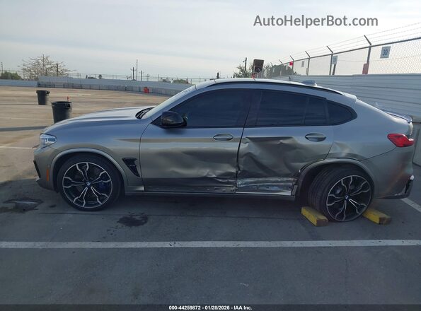 5YMUJ0C04M9D00744 2021 BMW X4 Silver 360 interior view