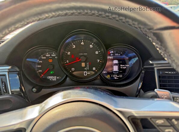 WP1AA2A52JLB21103 2018 PORSCHE MACAN White 