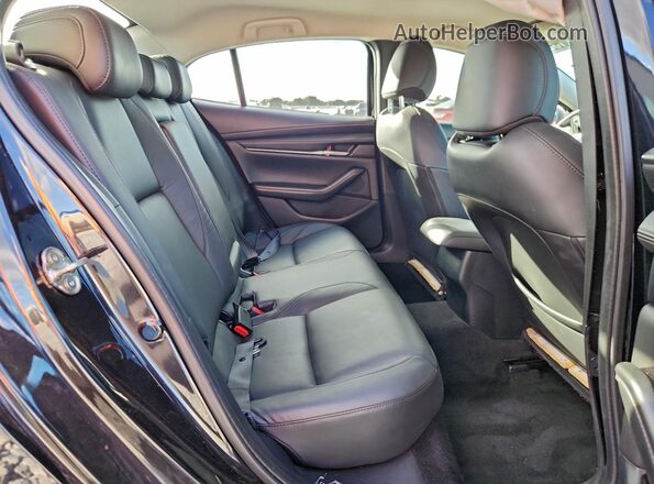 3MZBPABM3RM428307 2024 MAZDA 3 Black Вид задніх сидінь
