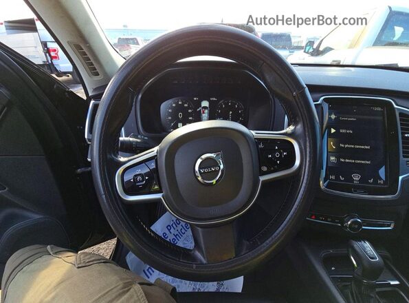 YV4102PK7L1611372 2020 VOLVO XC90 Black ძრავის განყოფილების ხედი