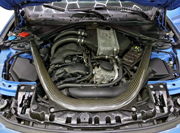 WBS4Y9C59JAG62978 2018 BMW M4 Синий 