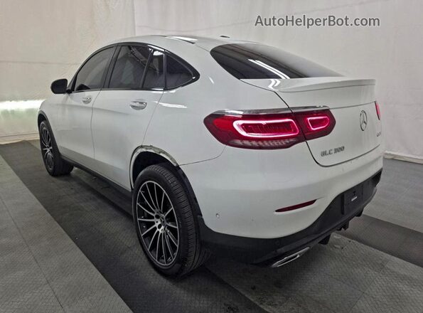 W1N0J8EB0NG025056 2022 MERCEDES-BENZ GLC-CLASS White Widok z przodu