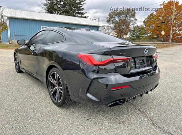 WBA13AR09MCF20741 2021 BMW M4 Black Передня права чверть