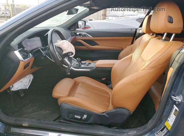 WBA23AT05PCM82794 2023 BMW 4 SERIES Blue Widok deski rozdzielczej