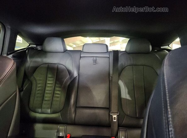 5UXCY8C06L9B21326 2020 BMW X6 Gray უკანა სალონის ხედი