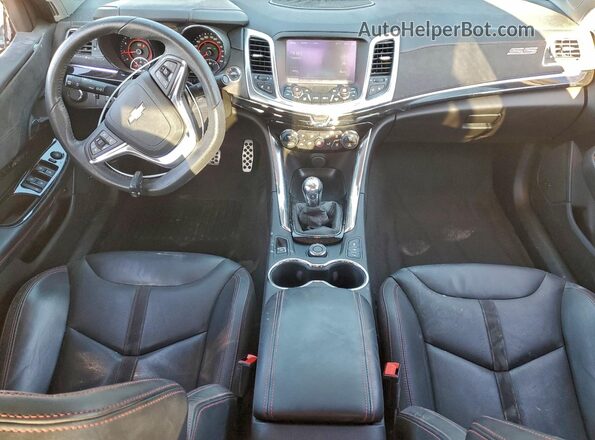 6G3F25RW8HL310919 2017 CHEVROLET SS Blue Вид панелі приладів