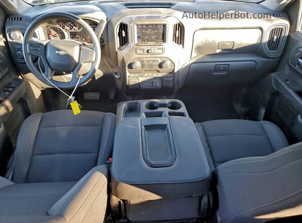 3GCPDBEK1NG504603 2022 CHEVROLET ALL MODELS Silver Widok zestawu wskaźników